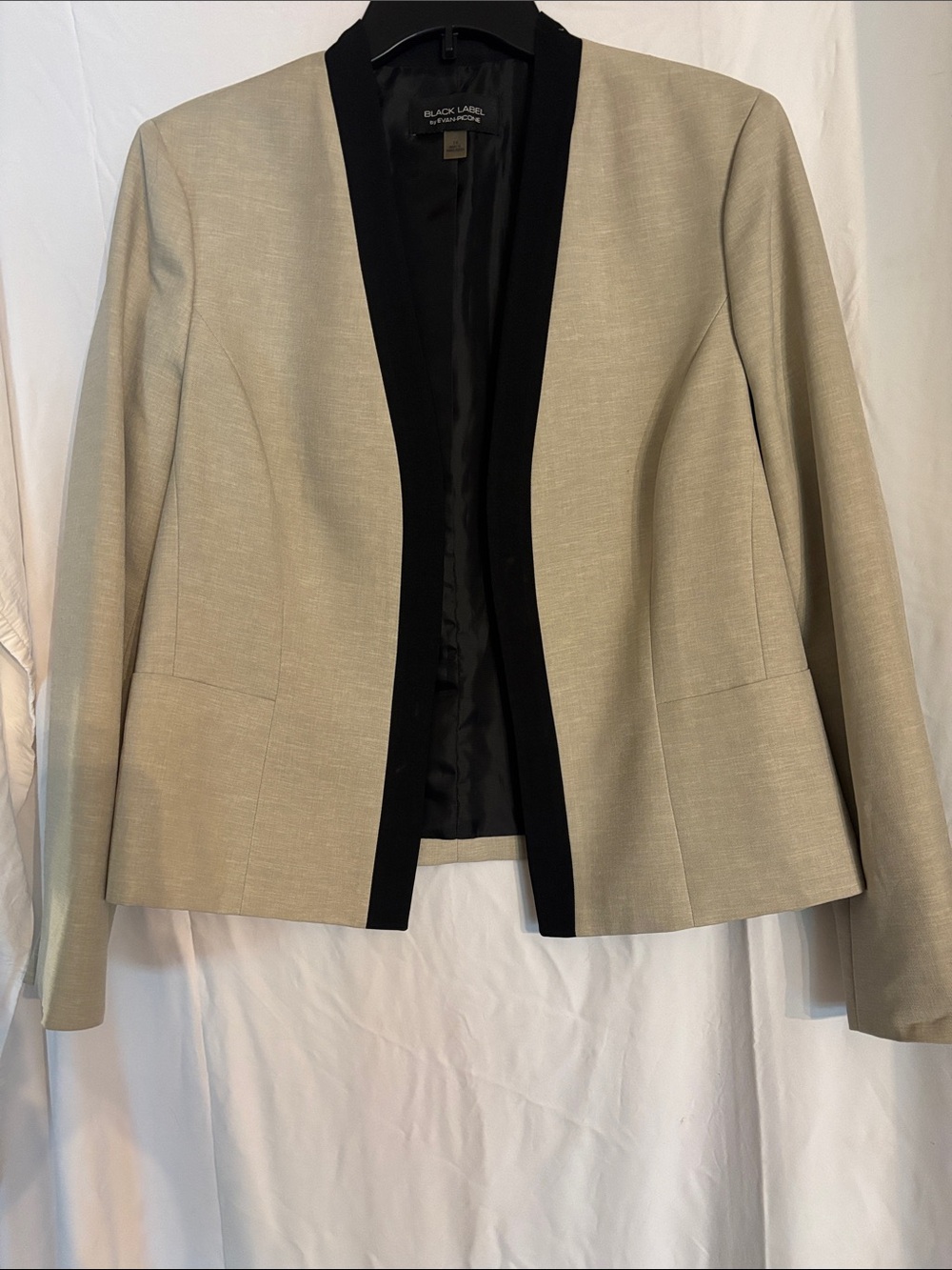 Black Label by Evan Picone Beige Open-Front Blazer with Black Trim